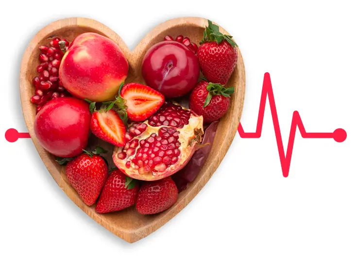 corazon hecho de frutas